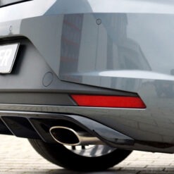 Alternative view of Difusor Seat Leon Cupra (5F) 5-dr. 03.14-12.16   -Preto Brilhante