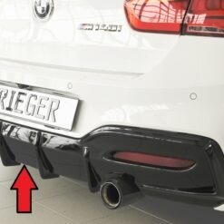 Difusor BMW 1-series F21  (1K2) sedan / 2-dr. 05.2015-  LCI  -Preto Brilhante