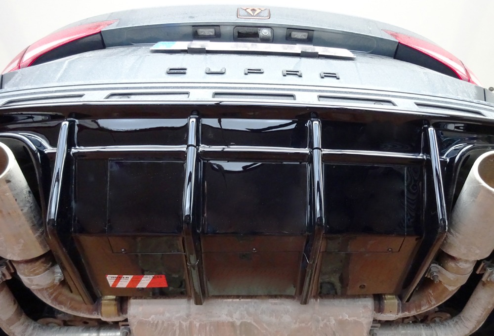 Difusor Seat Ateca Cupra (5FP) 09.18-07.20 -Preto Brilhante - Image 4