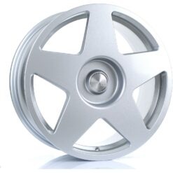 BOLA B10 18x8 ET40 -SILVER