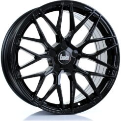 BOLA B17 18x8,5 ET40 a 45 -BLACK