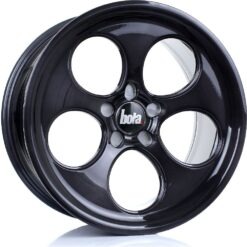 BOLA B5 18x9,5 ET40 a 45 -BLACK