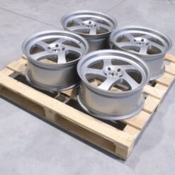 Set of JR15 18x8,5 ET40 5x112 Gloss Silver