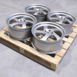 Set of JR15 19x8,5 ET40 + 19x8,5 ET35 5x112 Gloss Silver