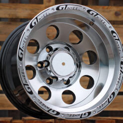 Jante 4X4 (Style) 15x8 ET 5x114,3 MB