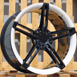Jante Porsche (Style) 21x11 ET61 5x130 BL