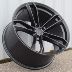 Jante HAXER (Style) 18x8 ET35 5x120 BLHM
