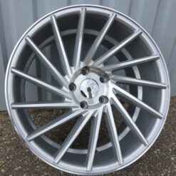 Jante RACIN (Style) 19x9,5 ET38 5x120 MS