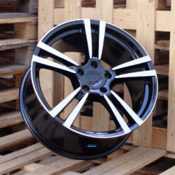 Jante Porsche (Style) 20x11 ET67 5x130 MB