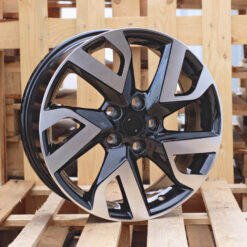 Jante Nissan (Style) 17x7 ET45 5x114,3 MB