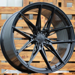 Jante HAXER (Style) 18x8 ET41 5x115 BL