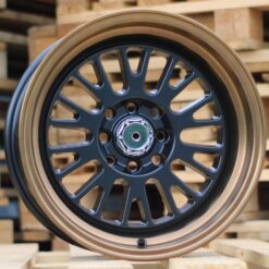 Jante RACIN (Style) 15x8 ET 4x100|4x114 BLHM