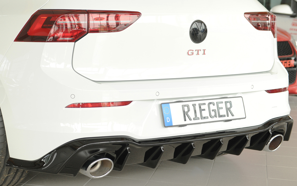 Difusor VW Golf 8 GTI Clubsport 5-dr. 10.20- -Preto Brilhante - Image 4