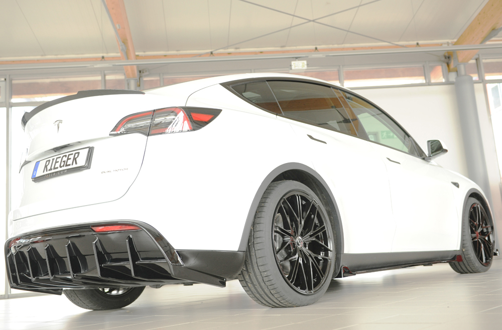 Difusor Tesla Model Y (003/005) 03.20- -Preto Brilhante - Image 3