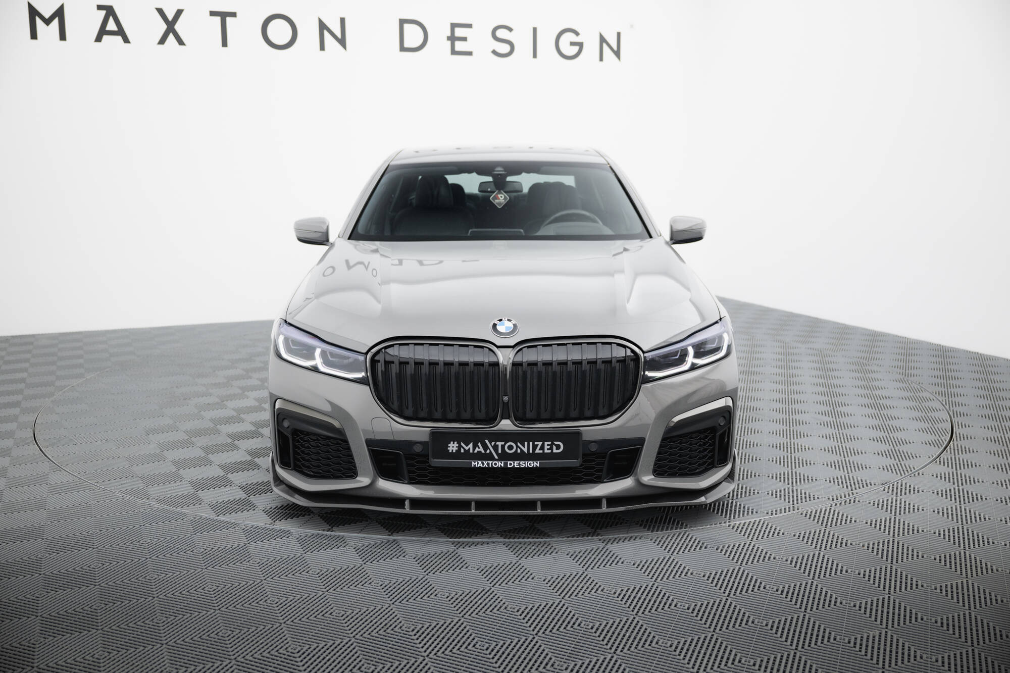 Carbon Fiber Front Splitter + ABS Splitter BMW 7 M-Pack G11 Facelift - Image 4