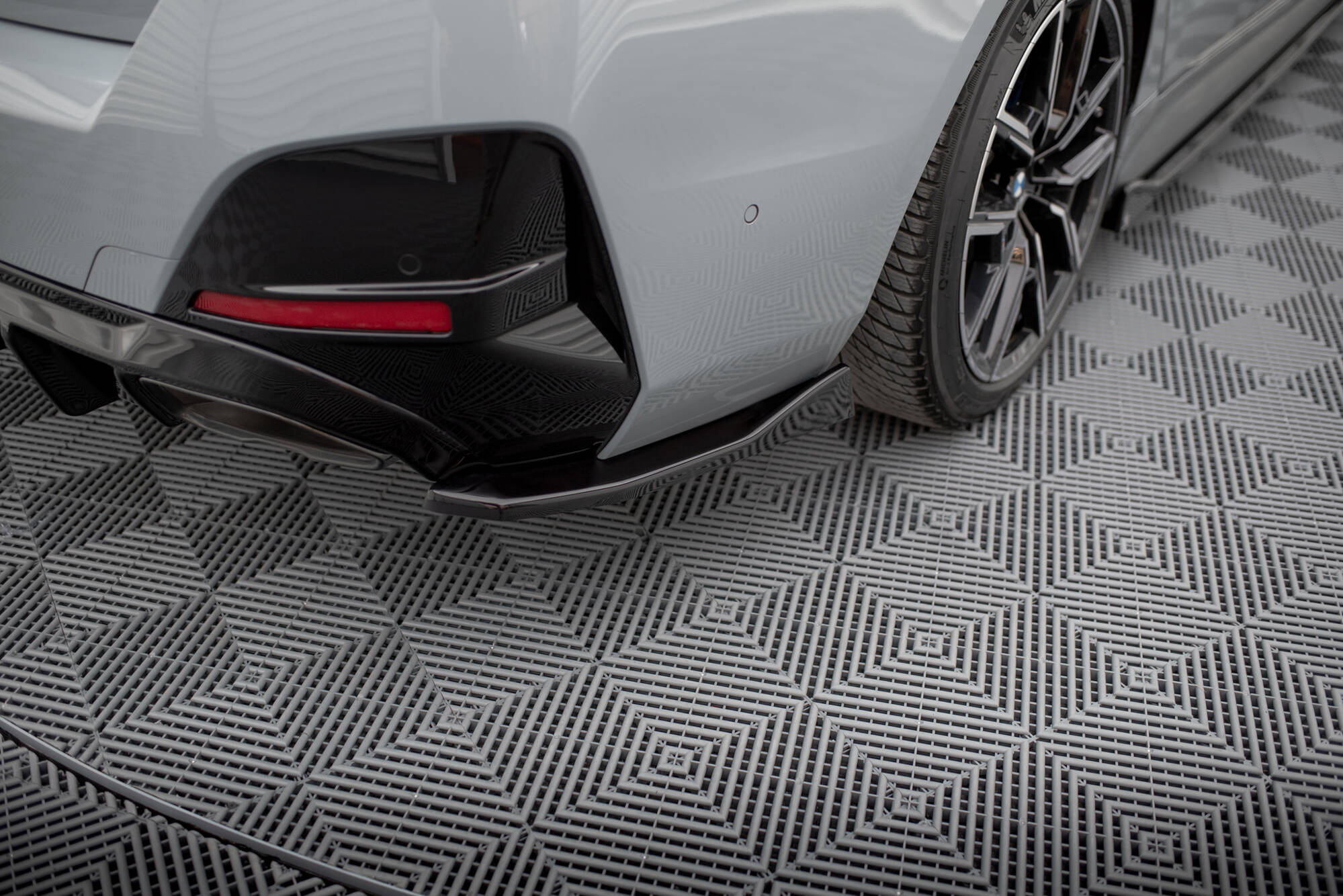 Rear Side Splitters V.4 BMW M440i Gran Coupe G26 - Image 3