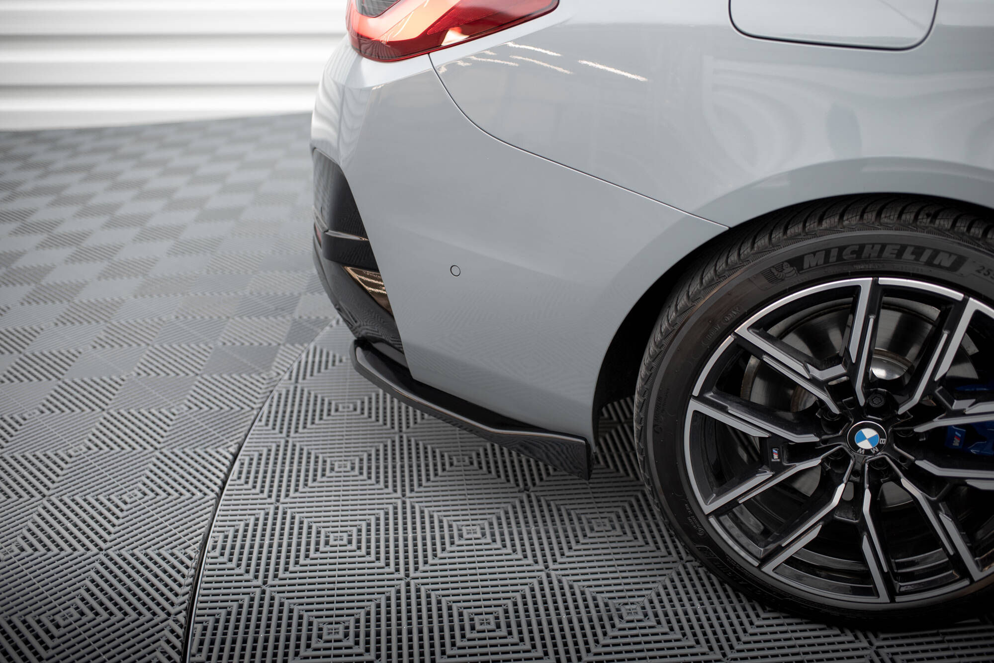 Rear Side Splitters V.4 BMW M440i Gran Coupe G26 - Image 4