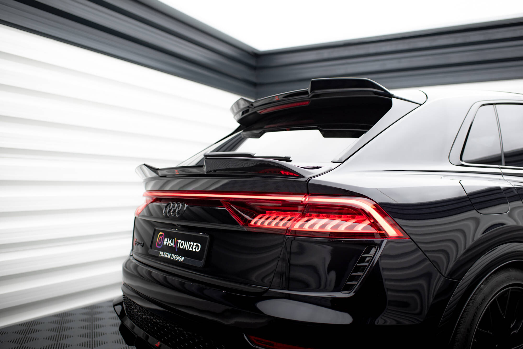 Set of Splitters Audi RSQ8 Mk1 - Image 15