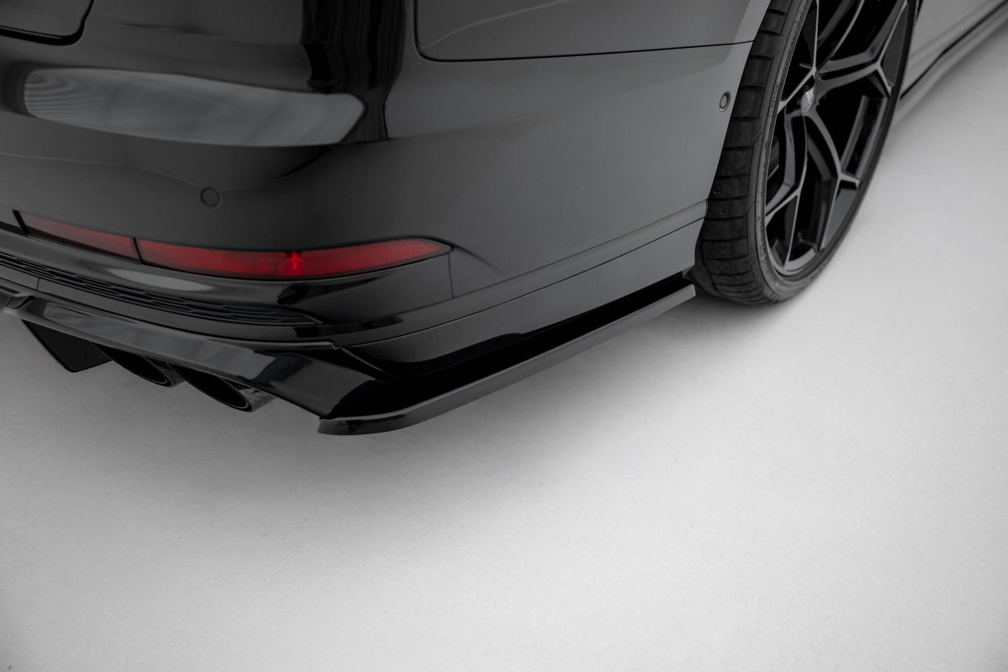 Set of Splitters Audi S8 D5 - Image 9