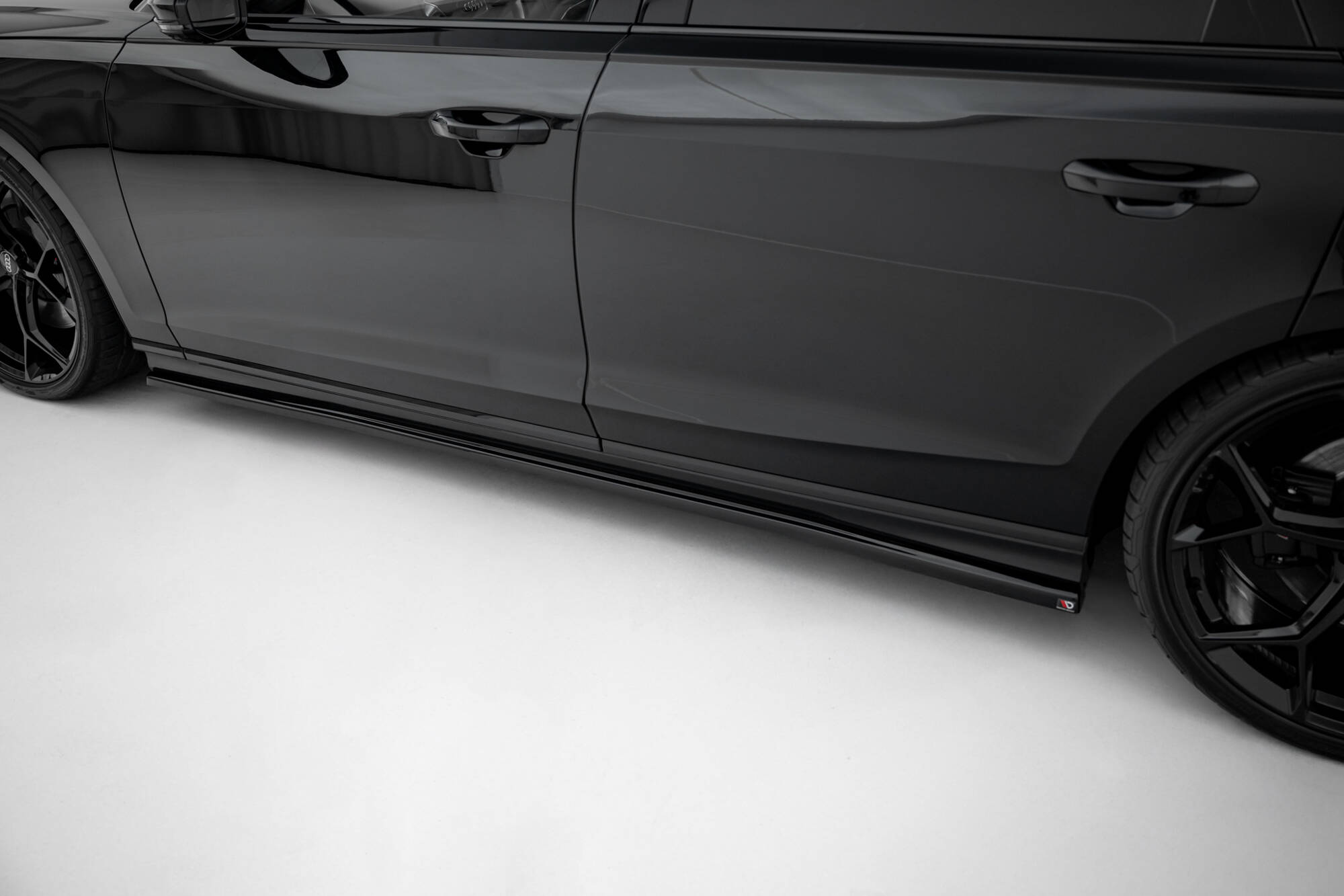 Set of Splitters Audi S8 D5 - Image 6