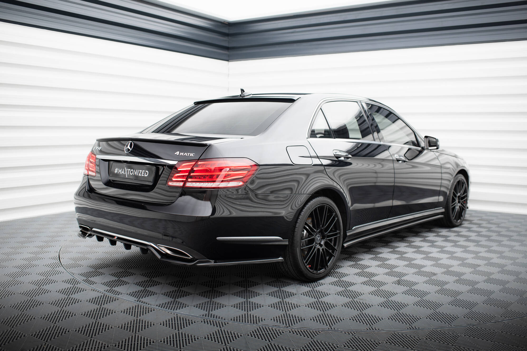 Set of Splitters Mercedes-Benz E Sedan W212 Facelift - Image 9