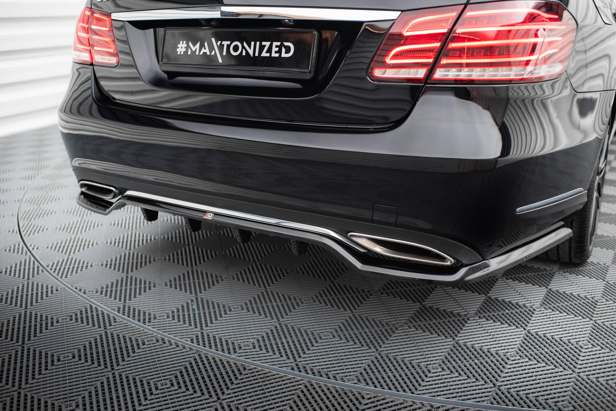Set of Splitters Mercedes-Benz E Sedan W212 Facelift - Image 7
