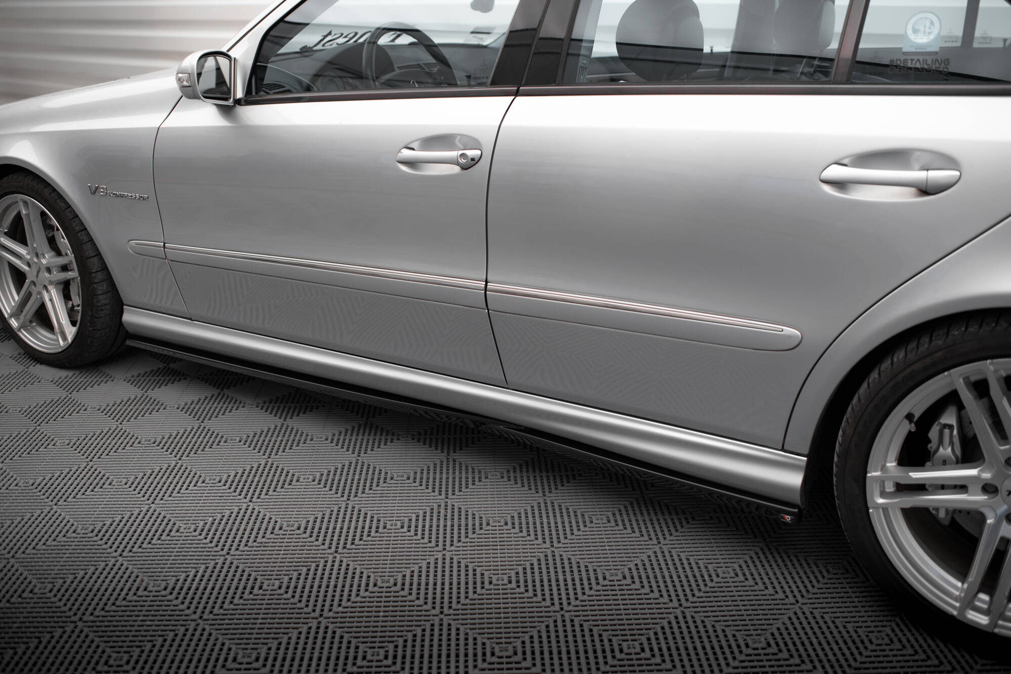 Set of Splitters Mercedes-Benz E 55 AMG W211 - Image 6