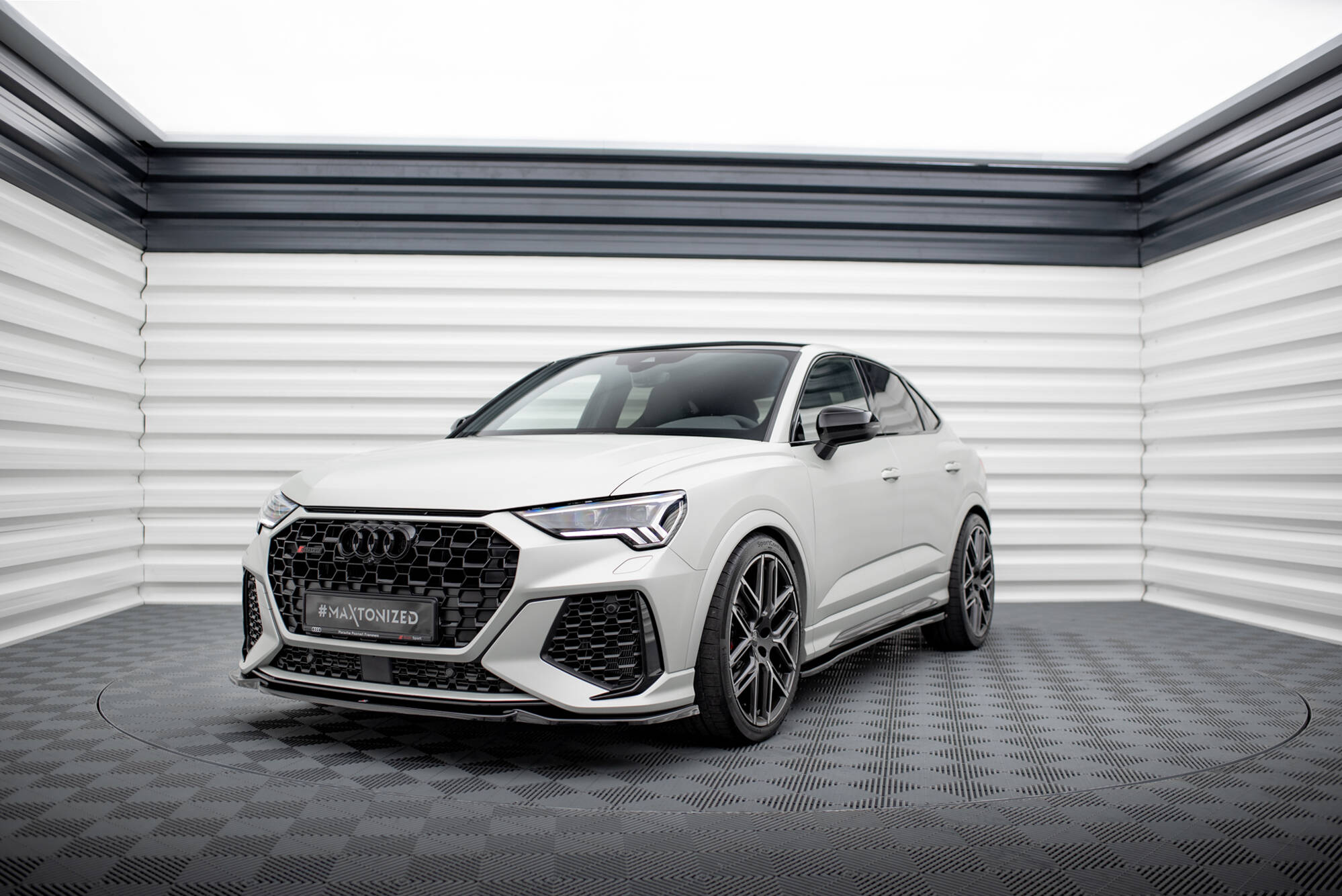 Set of Splitters Audi RSQ3 F3 - Image 2
