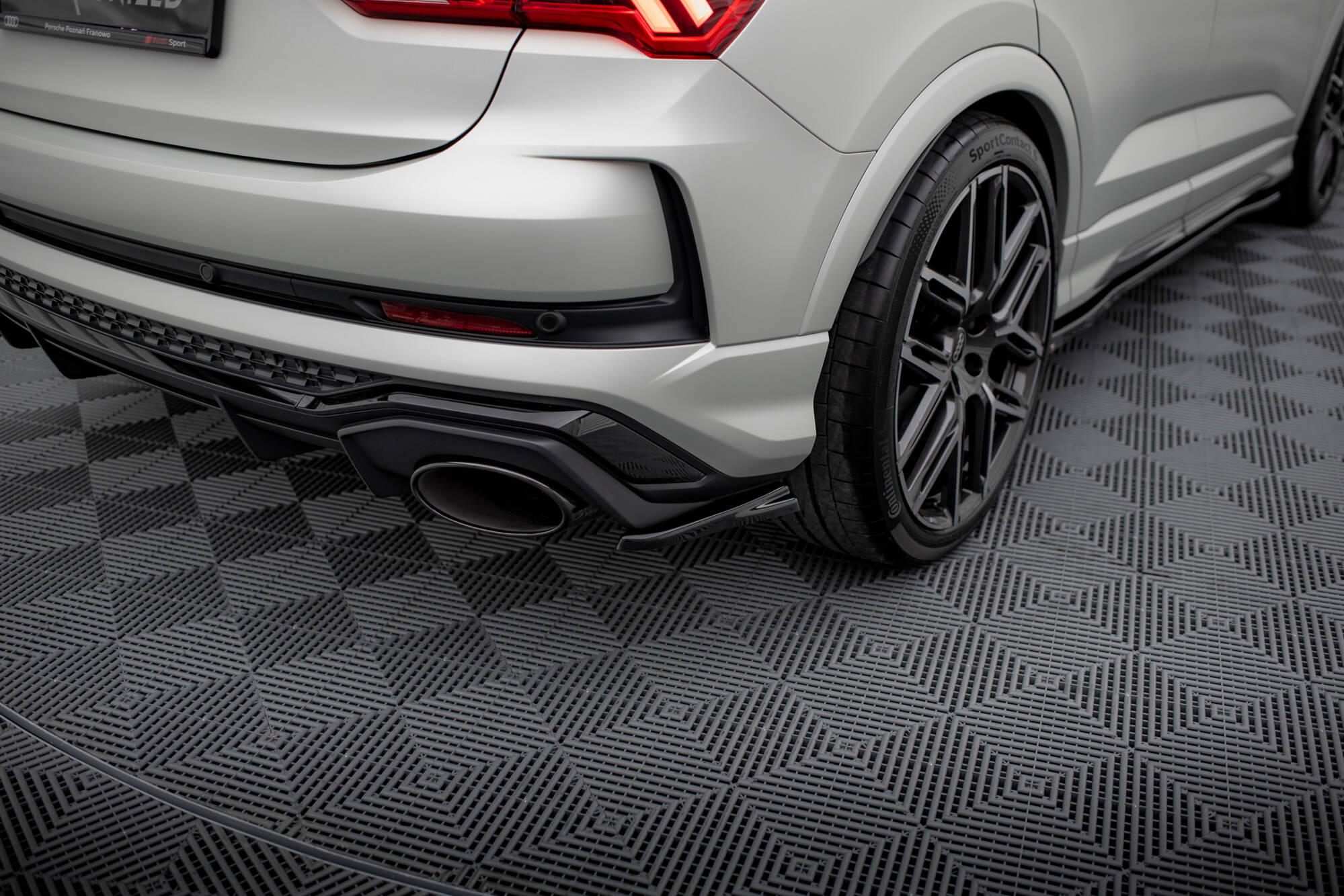 Set of Splitters Audi RSQ3 F3 - Image 8