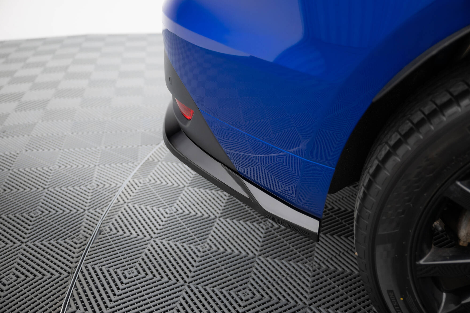 Set of Splitters Jaguar F-Pace R-Sport Mk1 - Image 9