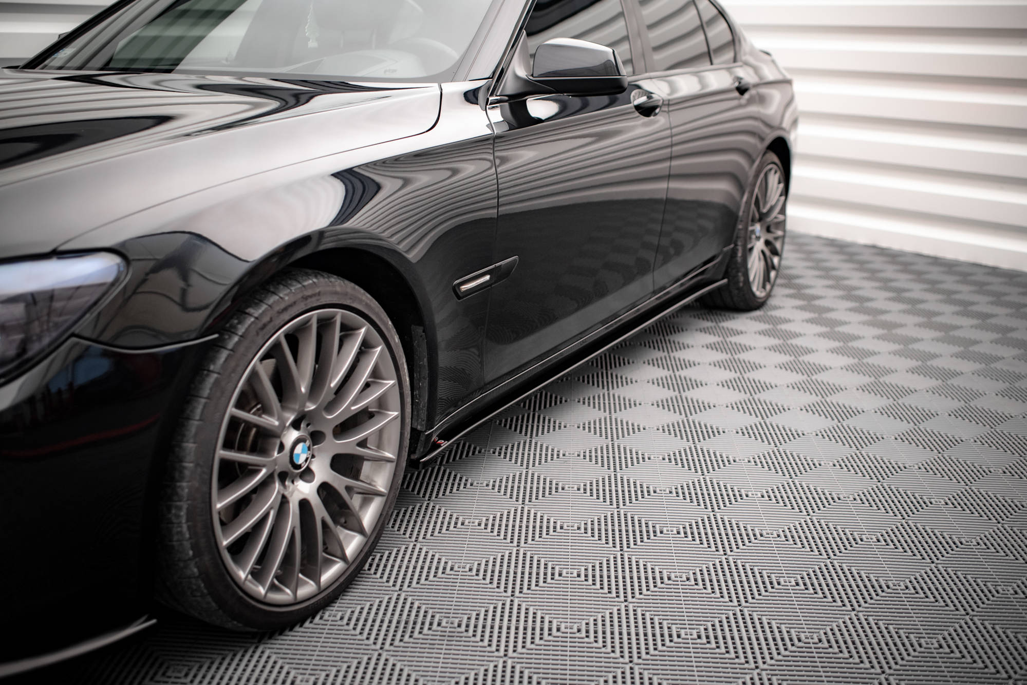 Set of Splitters BMW 7 M-Pack F01 - Image 6