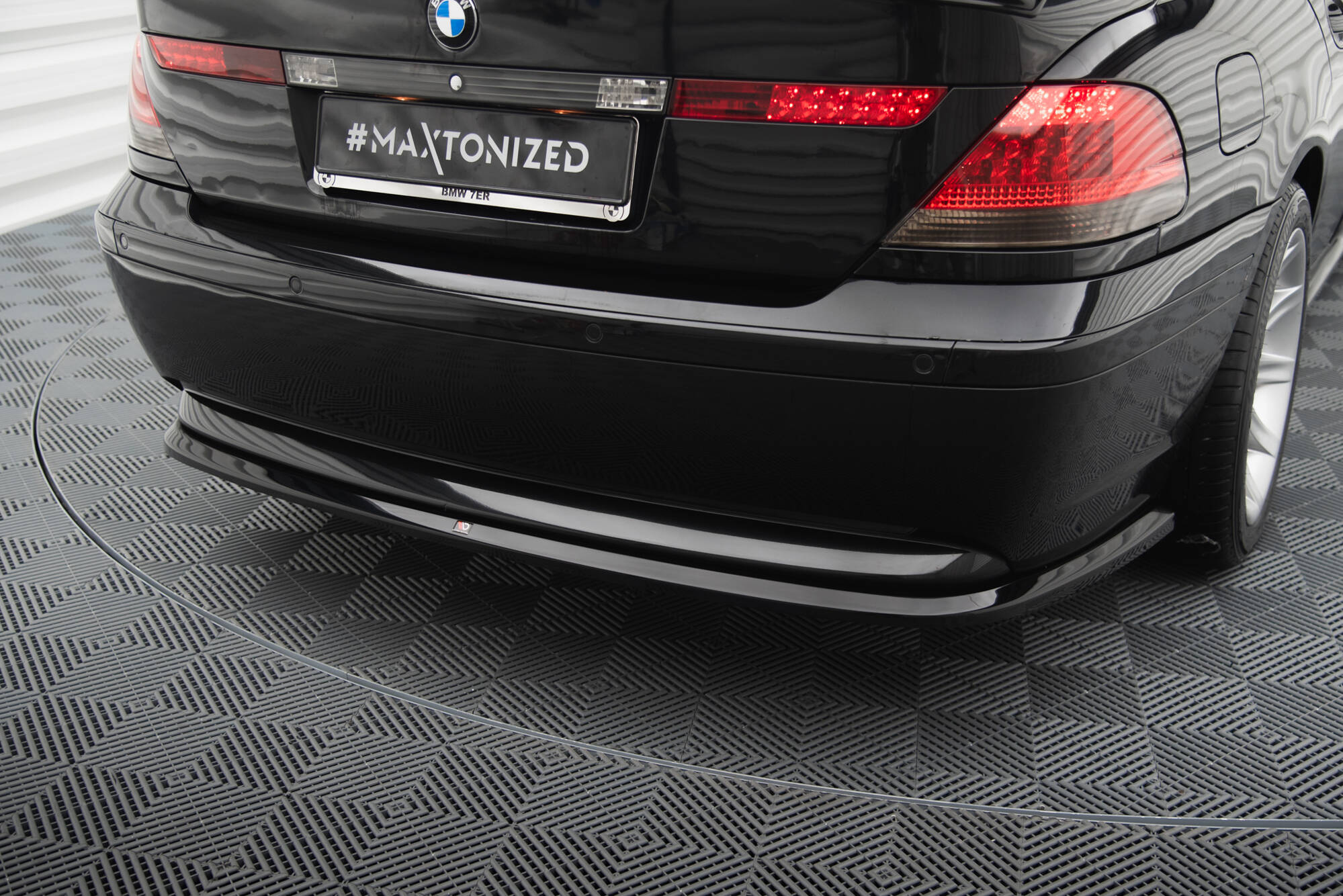 Set of Splitters BMW 7 E65 - Image 7