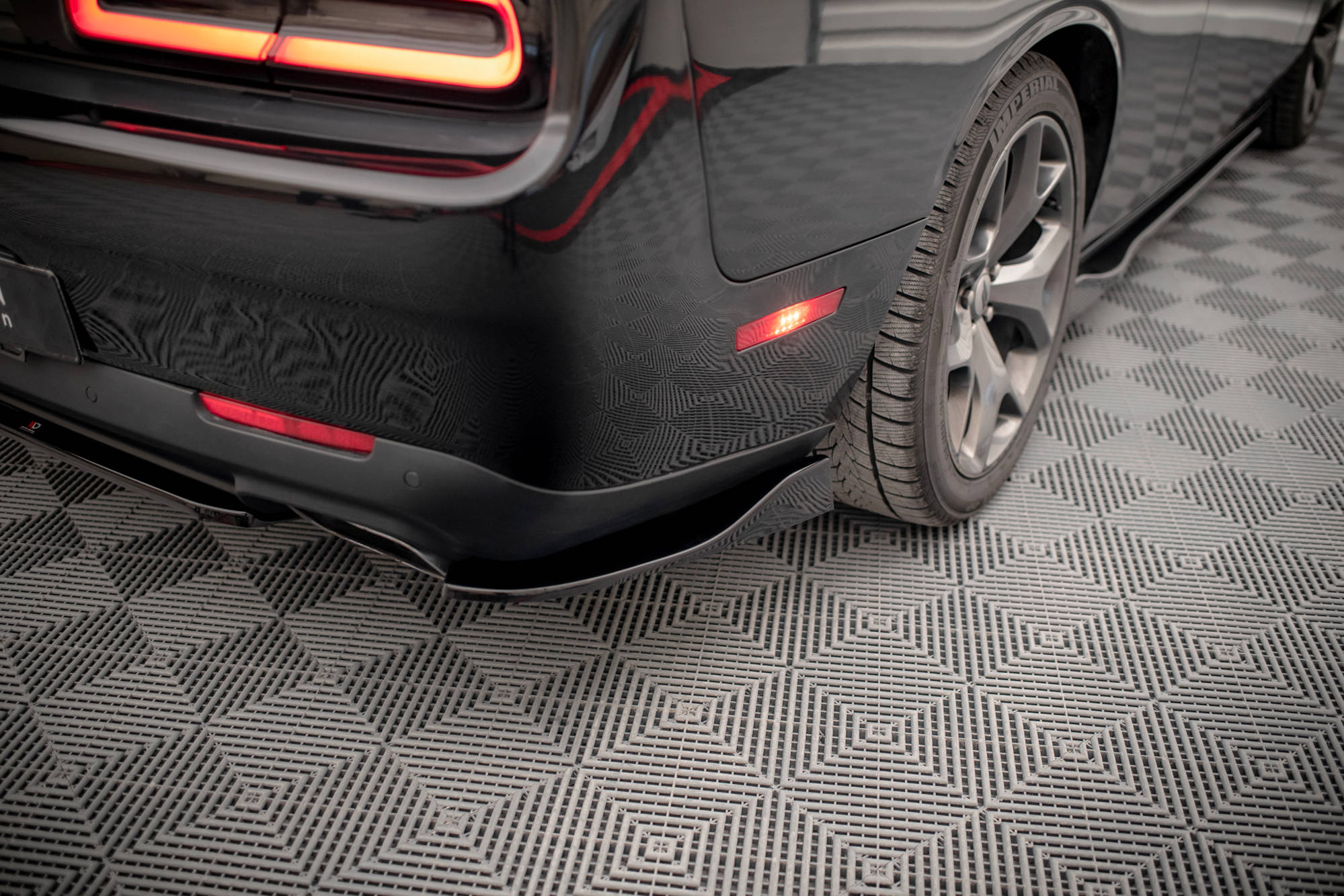 Set of Splitters Dodge Challenger RT Mk3 Facelift - Image 9