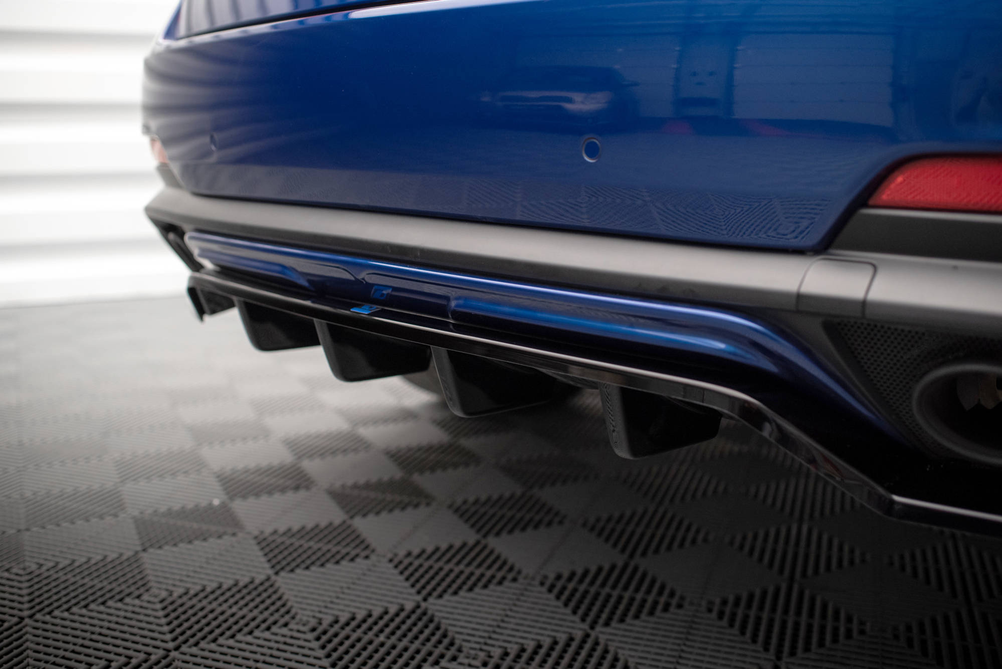 Set of Splitters Maserati Levante GTS Mk1 - Image 10