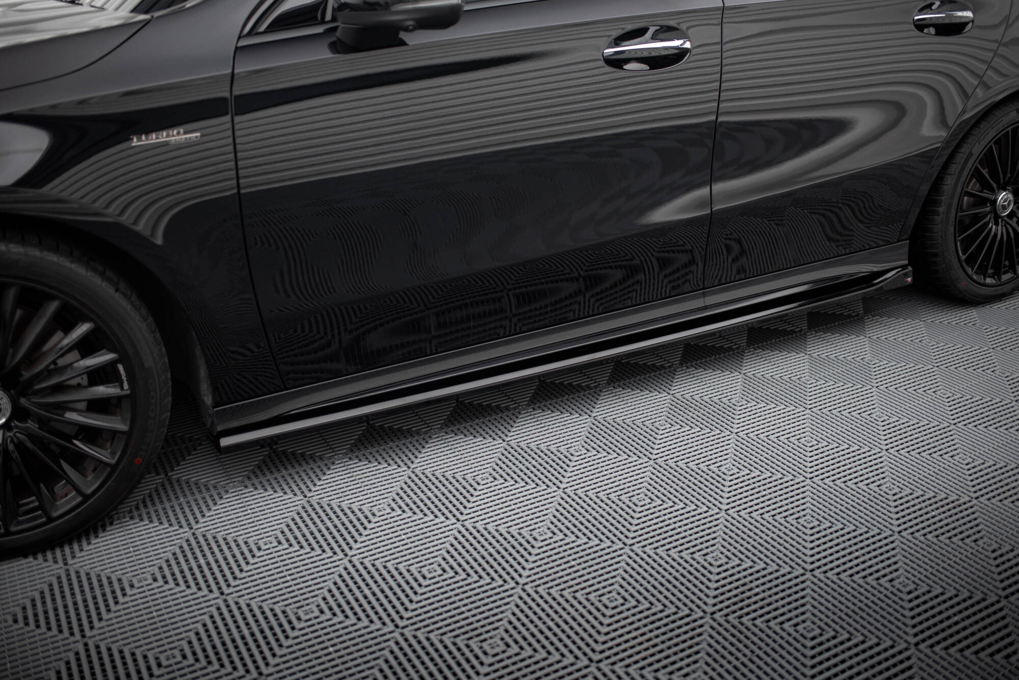 Set of Splitters Mercedes-AMG A35 Hatchback W177 Facelift - Image 5