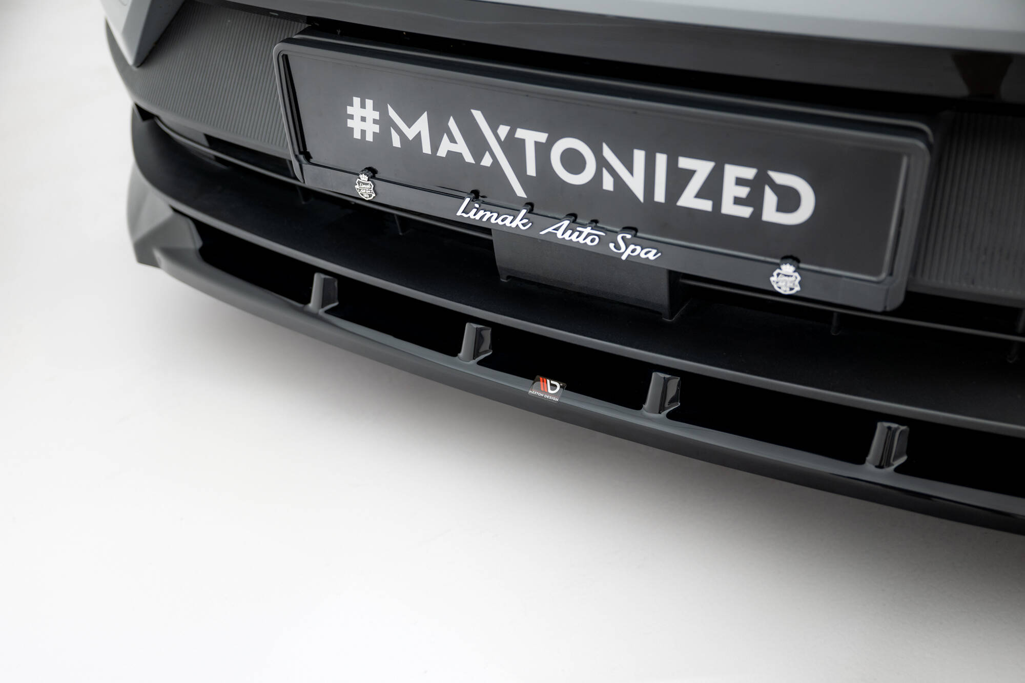 Set of Splitters Volvo EX30 Mk1 - Image 3