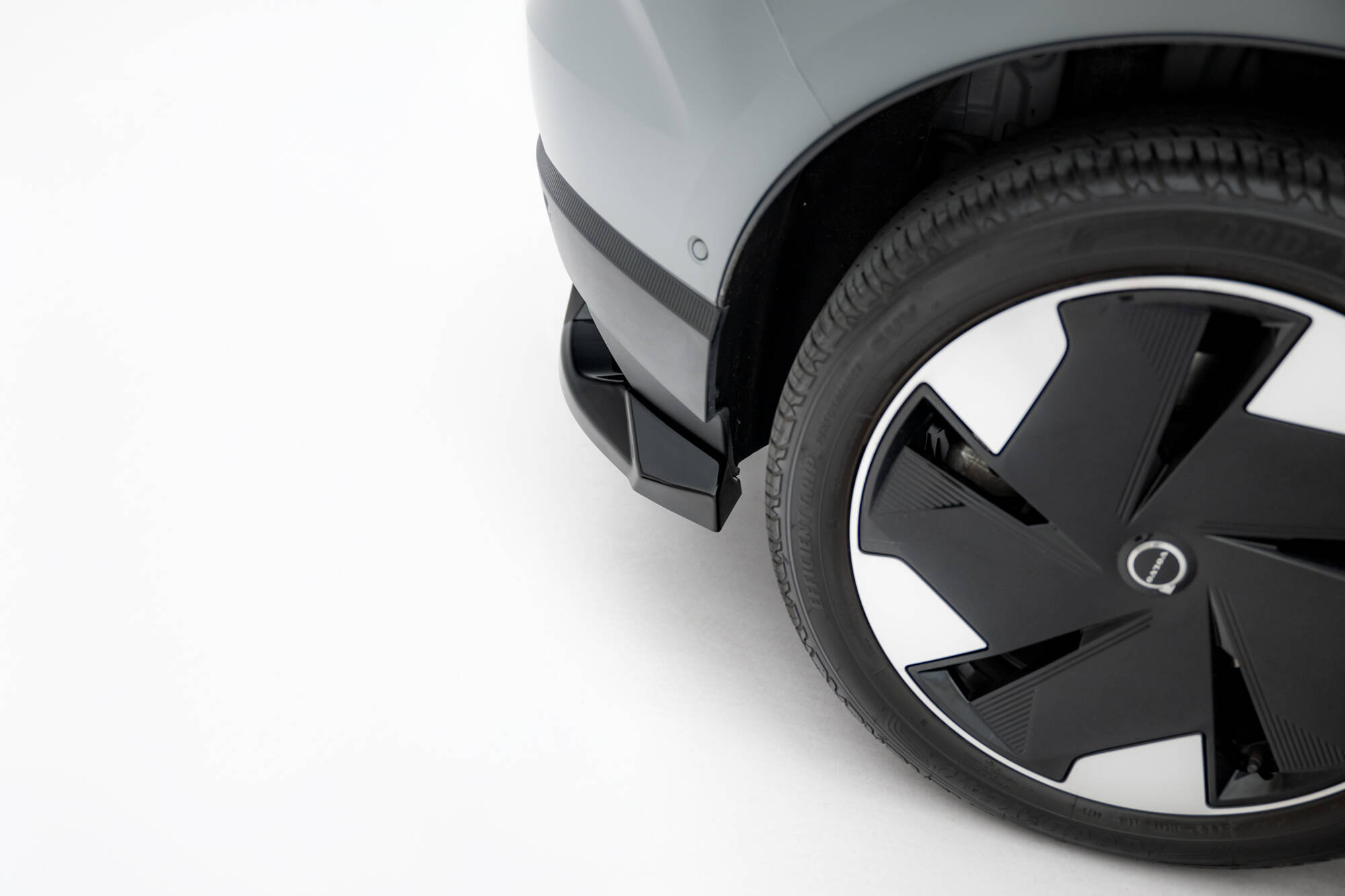 Set of Splitters Volvo EX30 Mk1 - Image 9