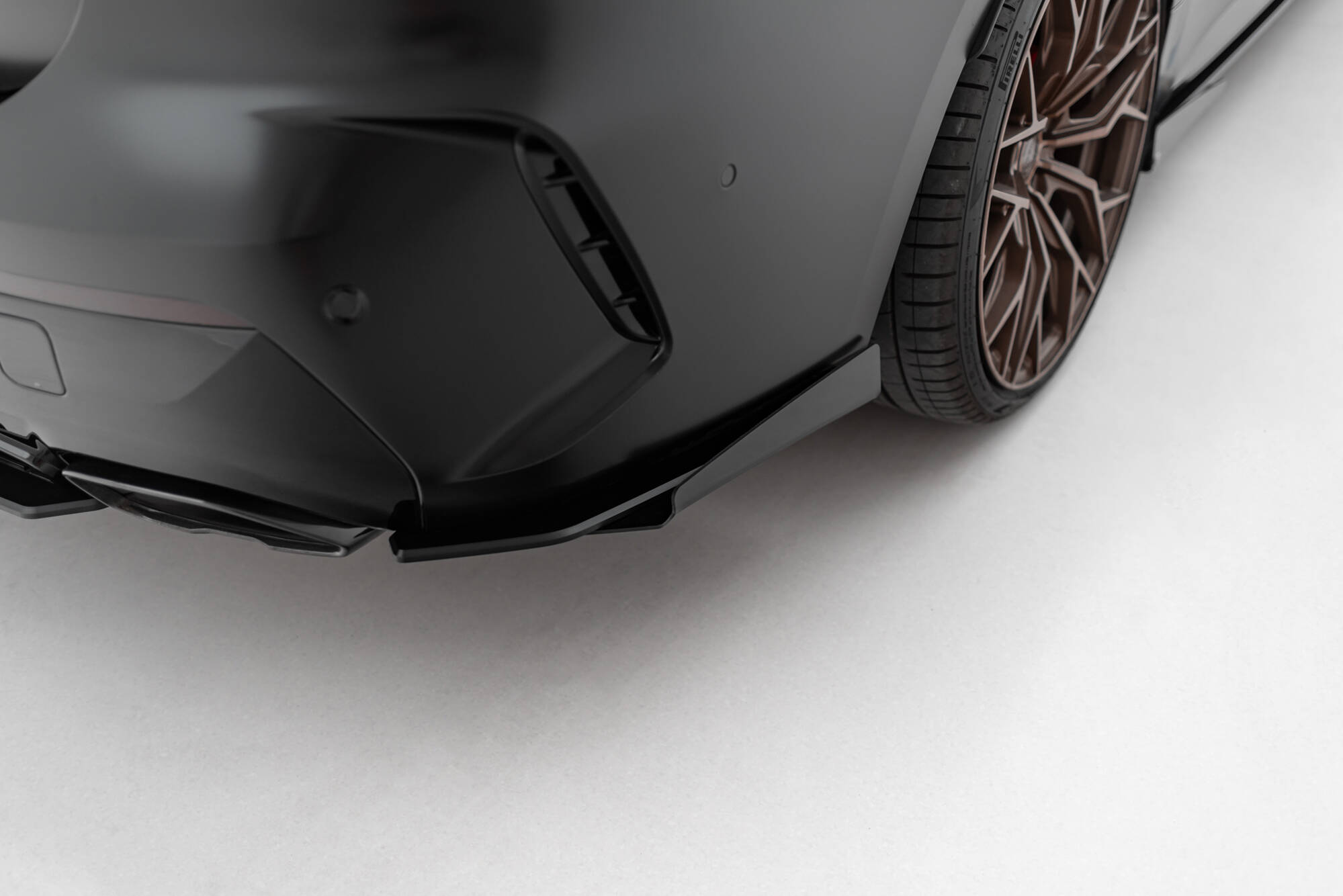 Rear Side Flaps BMW M440i G22 / G23 - Image 3