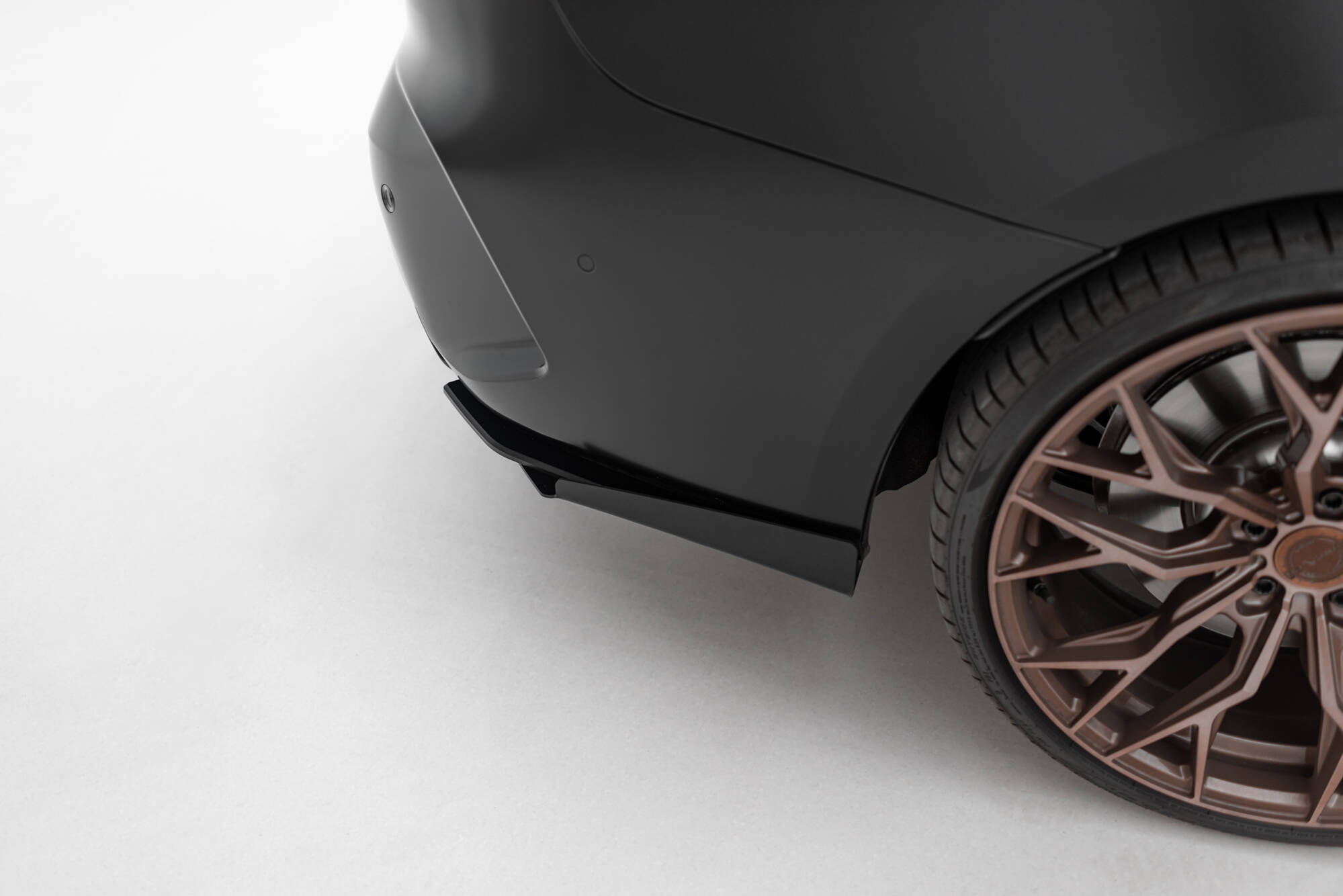 Rear Side Flaps BMW M440i G22 / G23 - Image 4