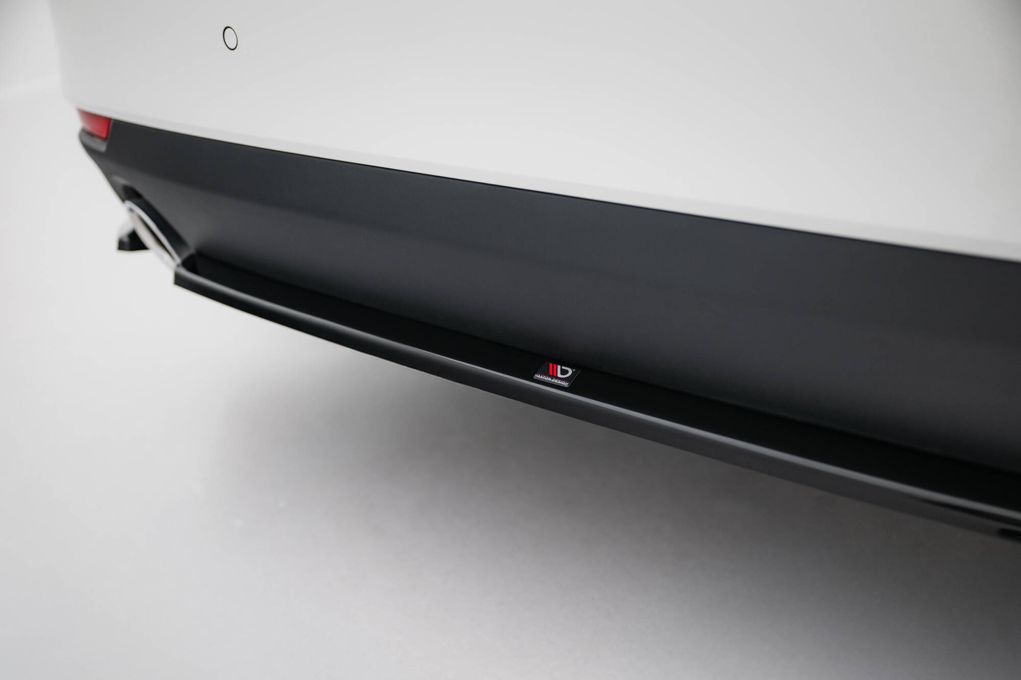 Central Rear Splitter for BMW 4 Coupe / Cabrio G22 / G23 - Image 4