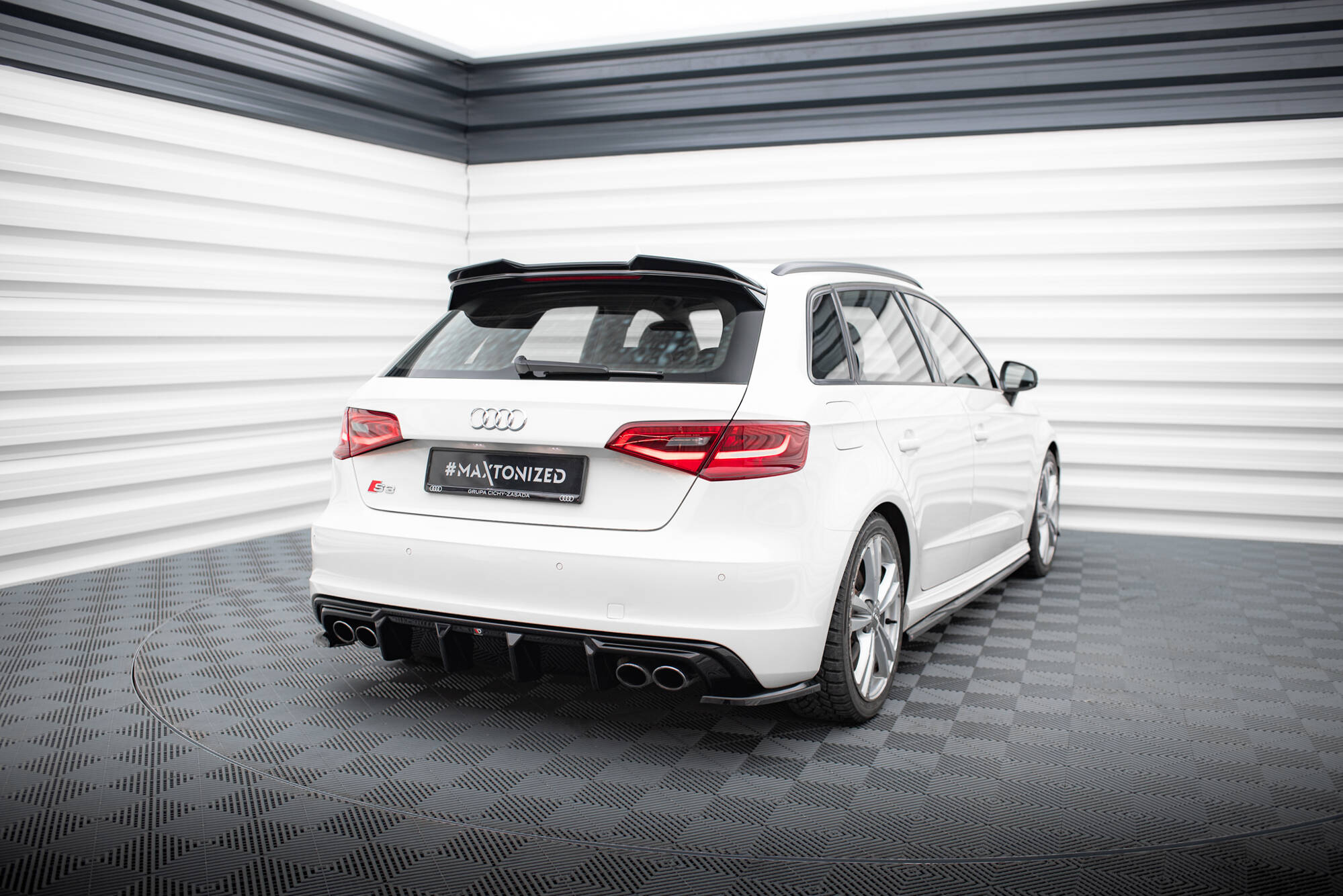 Rear Side Splitters Audi S3 Sportback 8V - Image 2