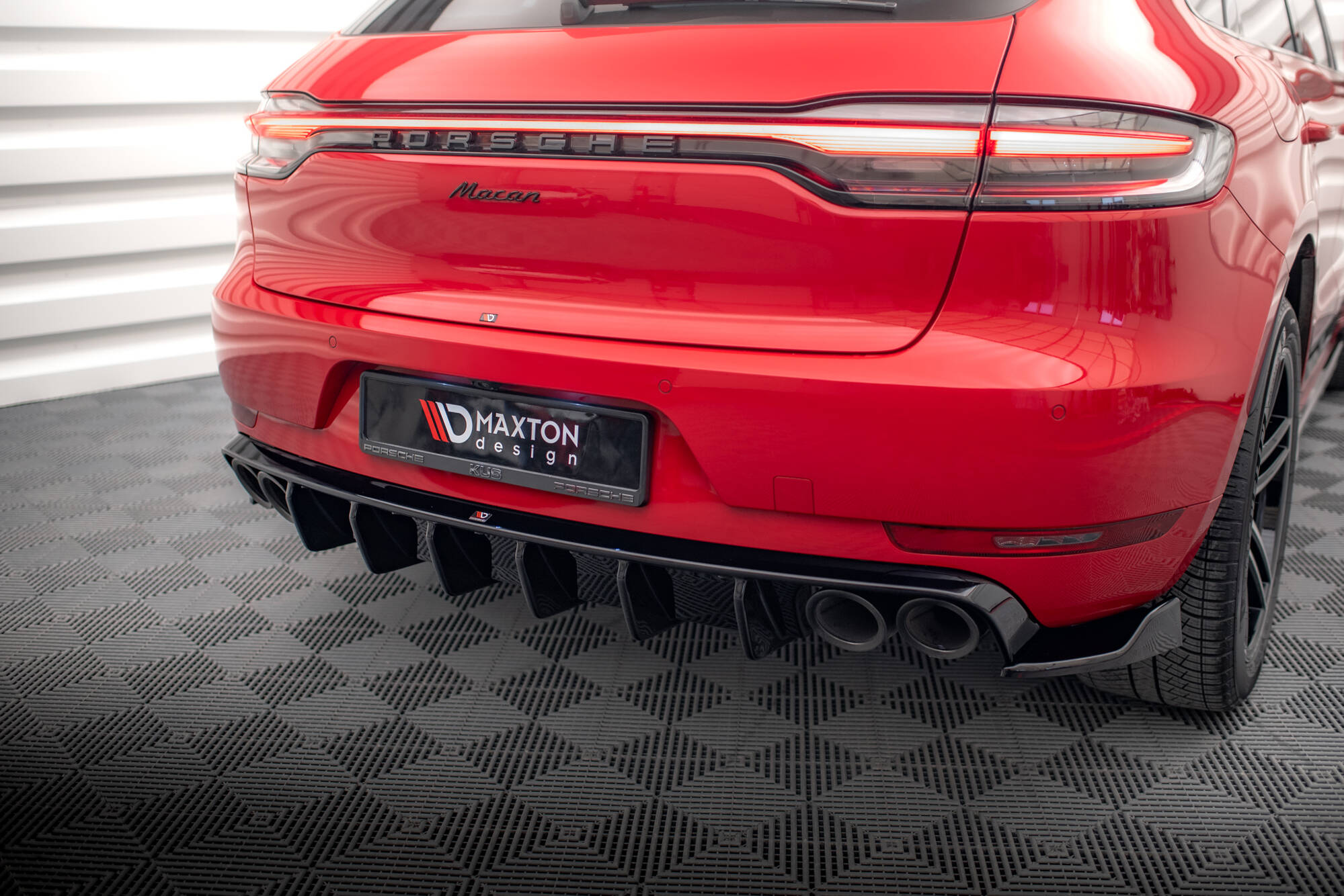 Rear Valance Porsche Macan GTS / Sport Design Mk1 Facelift - Image 4