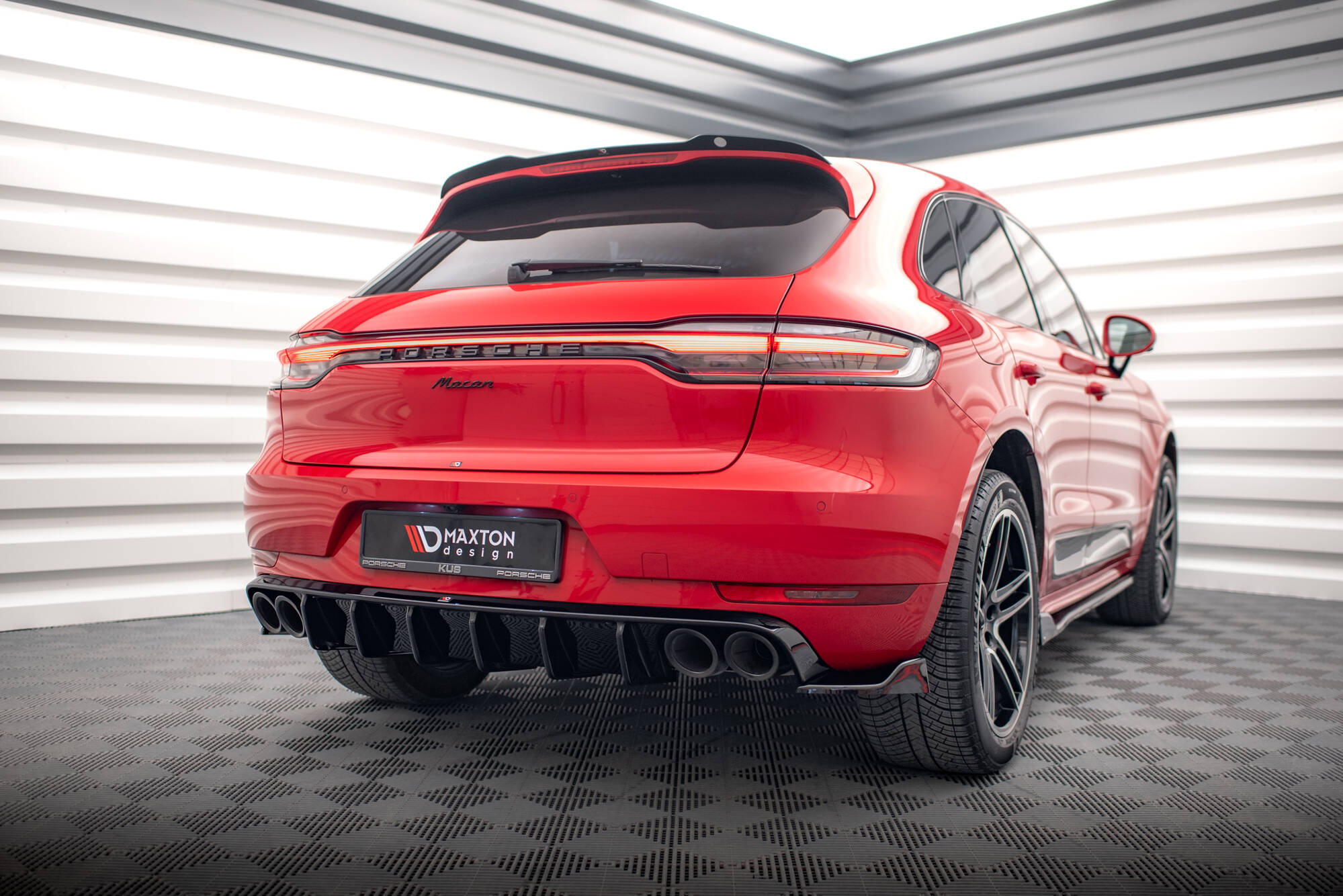 Set of Splitters Porsche Macan GTS / Sport Design Mk1 Facelift - Image 13