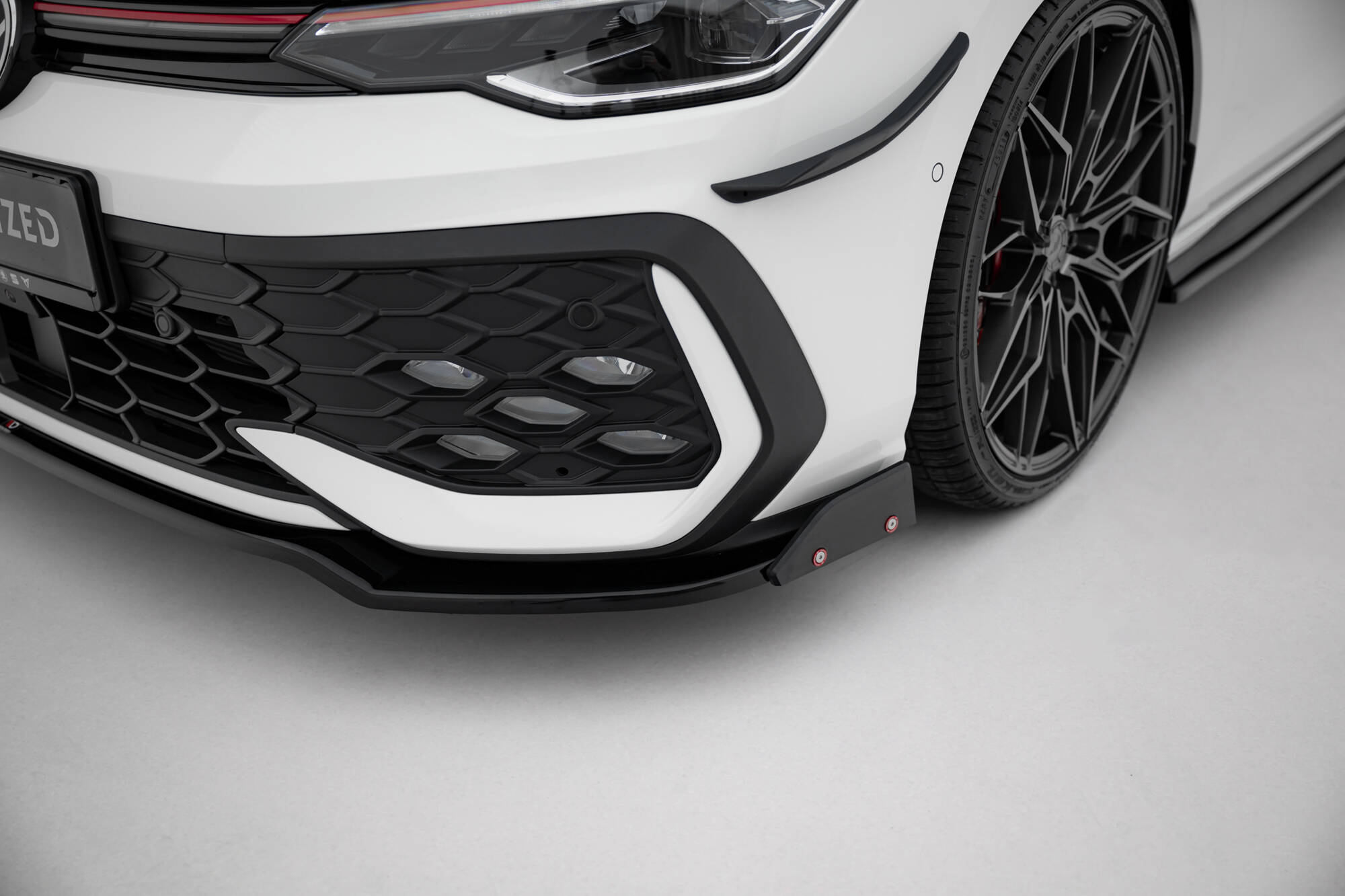 Front Splitter V.3 + Flaps Volkswagen Golf GTI / GTE / R-Line Mk8 Facelift - Image 4