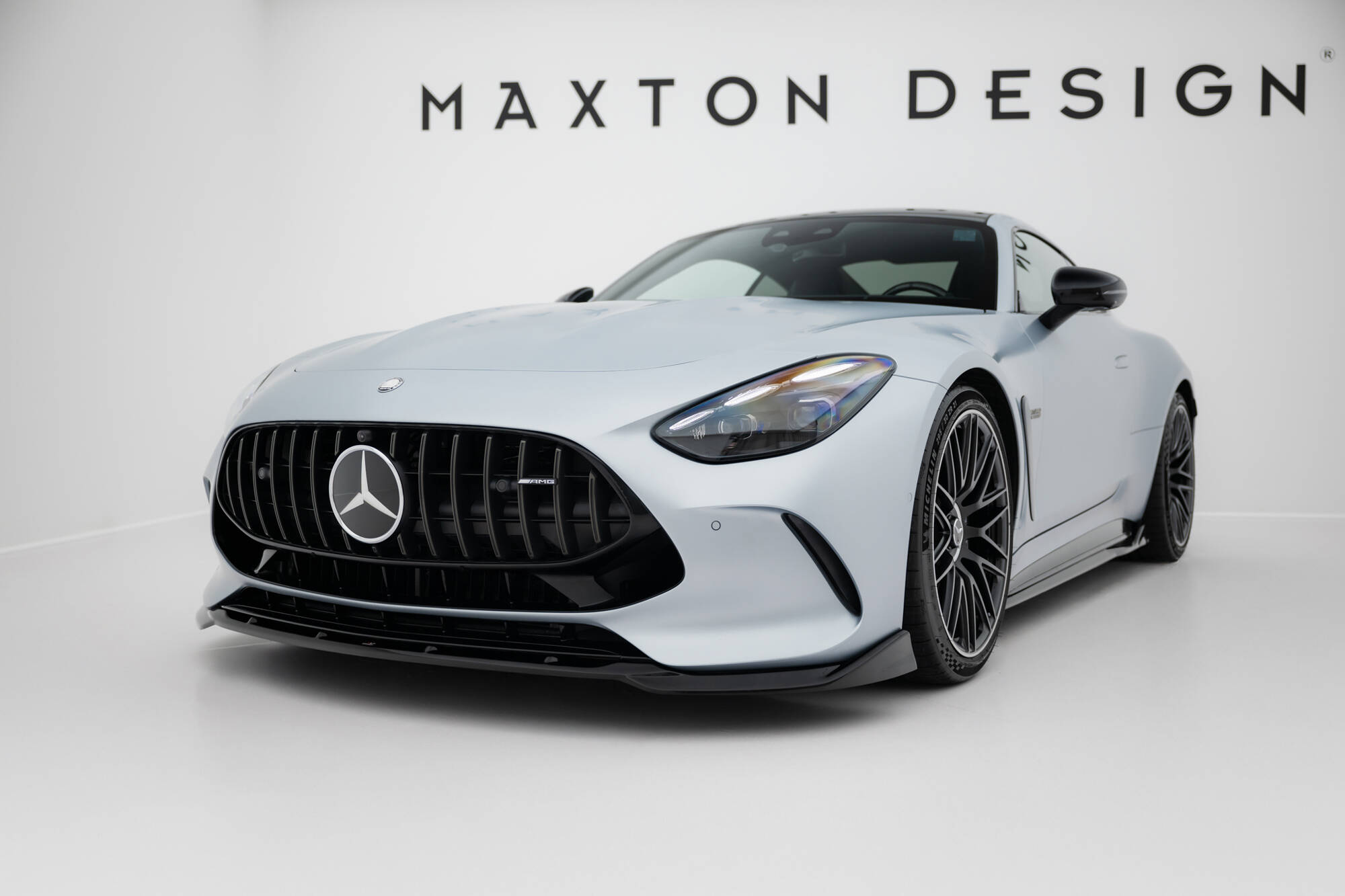 Front Splitter V.2 Mercedes-AMG GT 63 C192 - Image 3