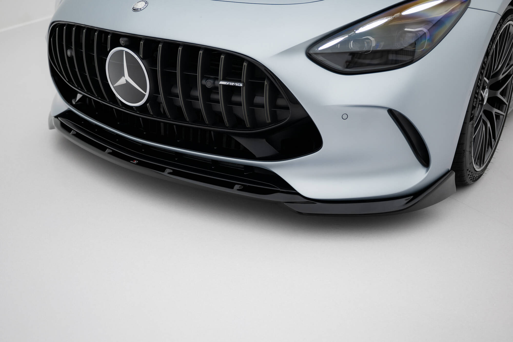 Front Splitter V.2 Mercedes-AMG GT 63 C192 - Image 4