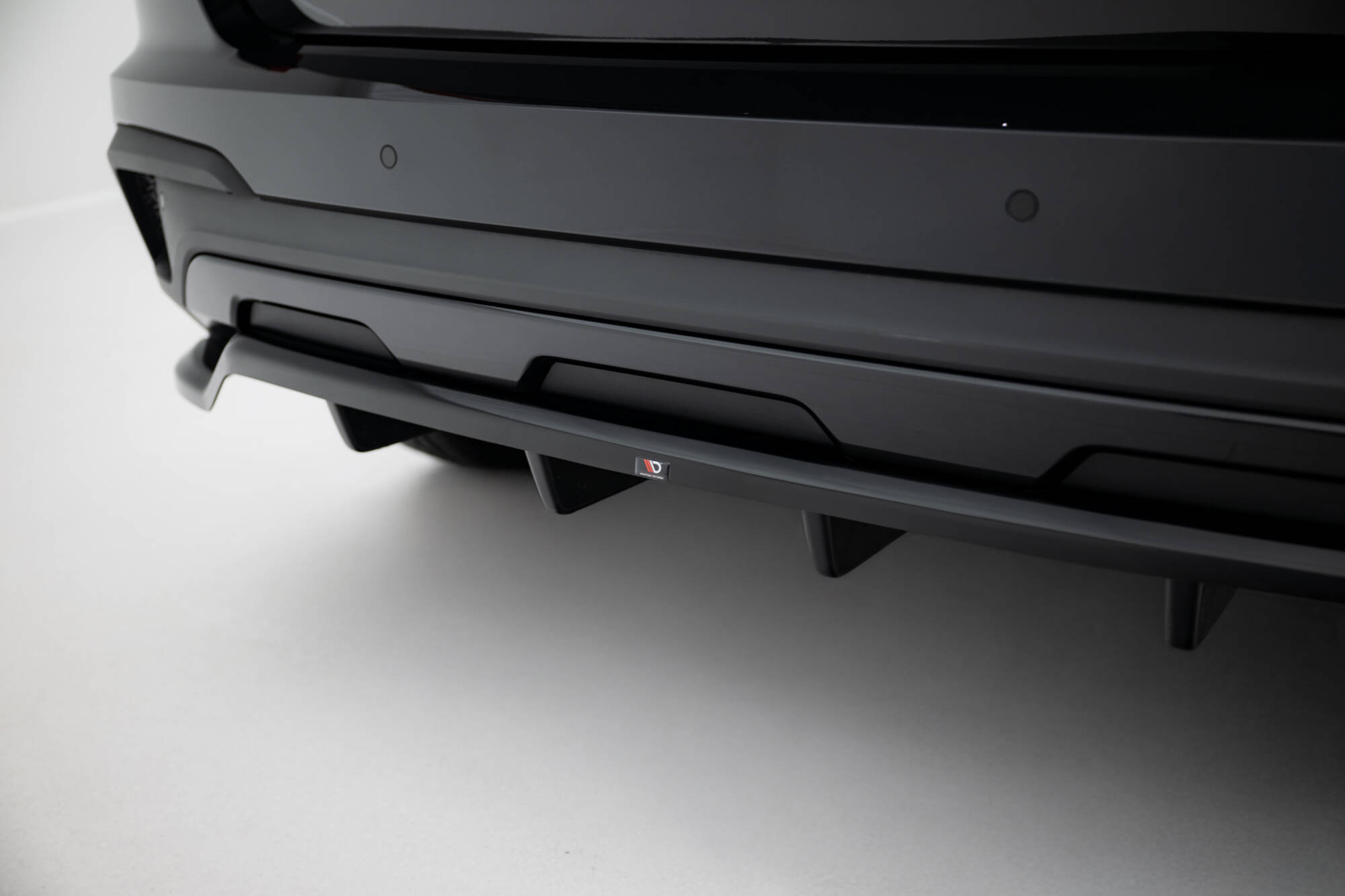 Rear Splitter (with vertical bars) Skoda Kamiq Monte Carlo Mk1 Facelift - Image 3