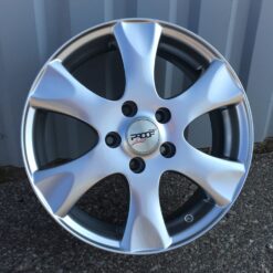 Jante RACIN (Style) 15x6 ET39 5x105 HB