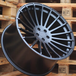 Jante RACIN (Style) 21x11,5 ET42 5x112 BLHM