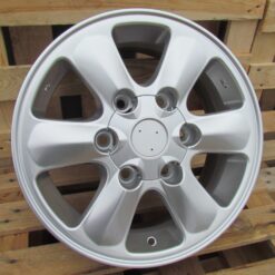 Jante 4X4 (Style) 15x6 ET35 6x139,7 HS
